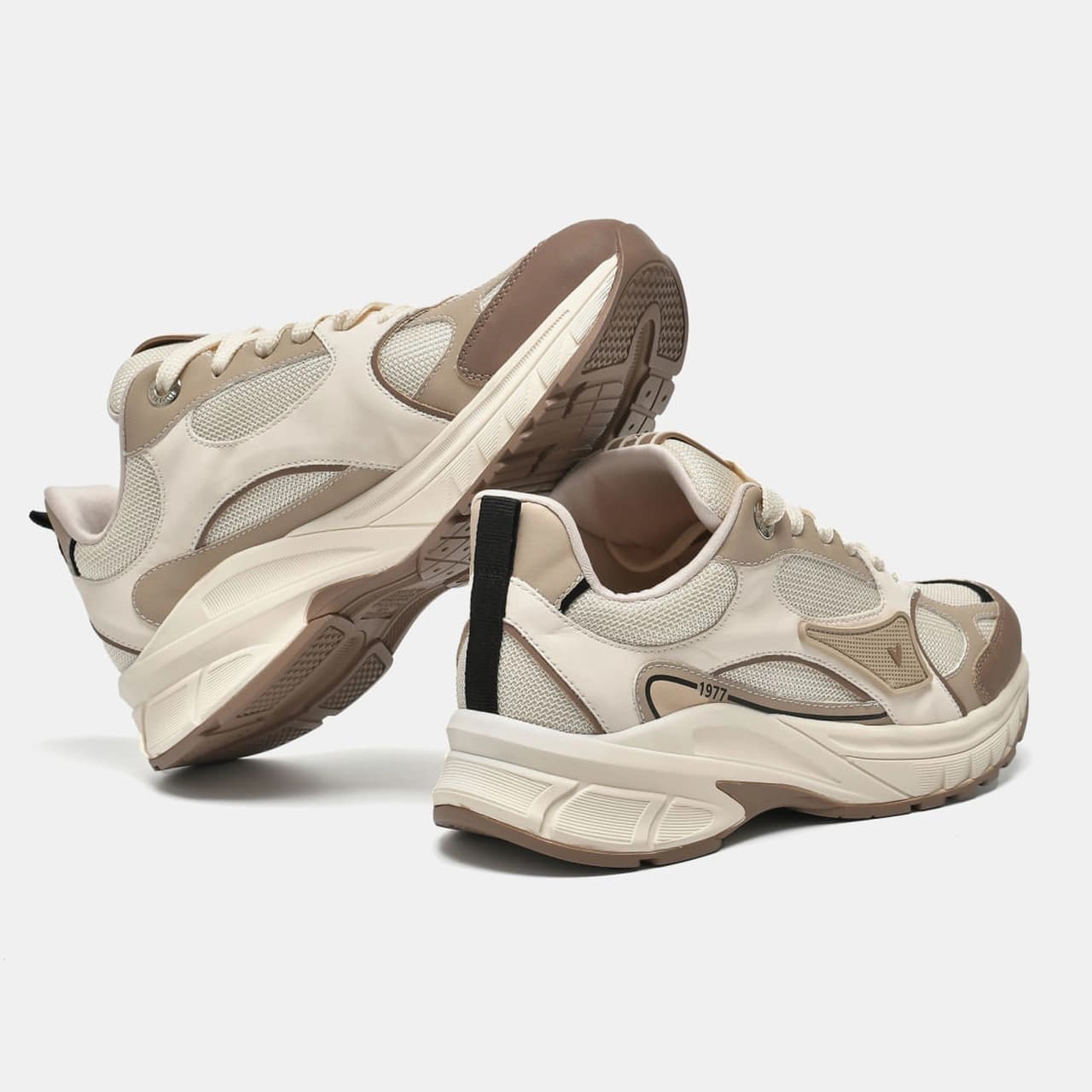 Tênis casual esportivo Toffee 240-011-12 2