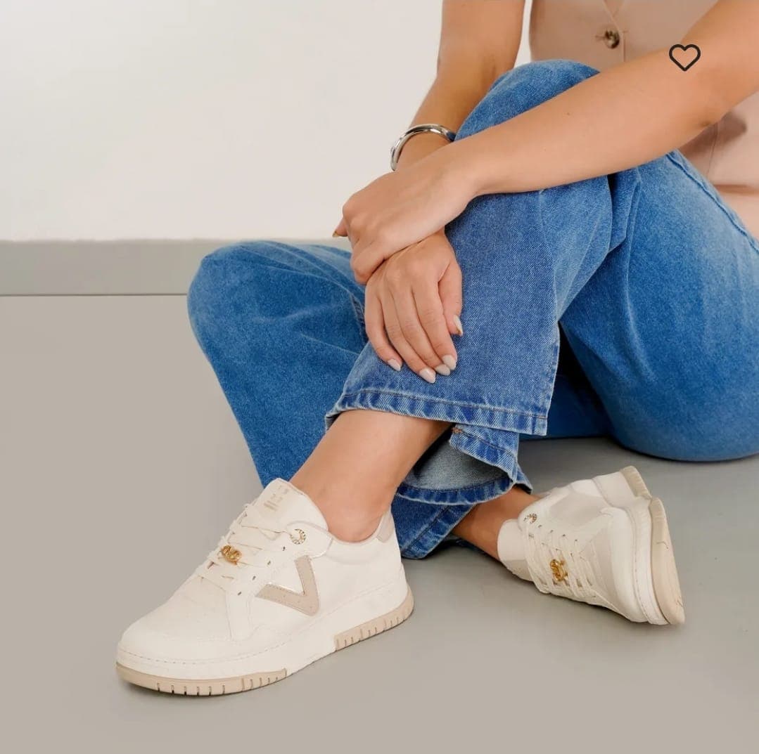 Tênis casual Cinza e dourado e off white 219-006-02